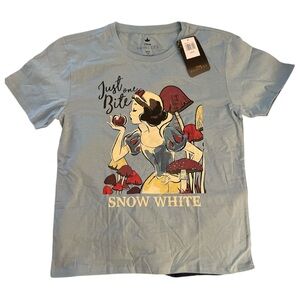 Disney Princess Snow White Women’s shirt